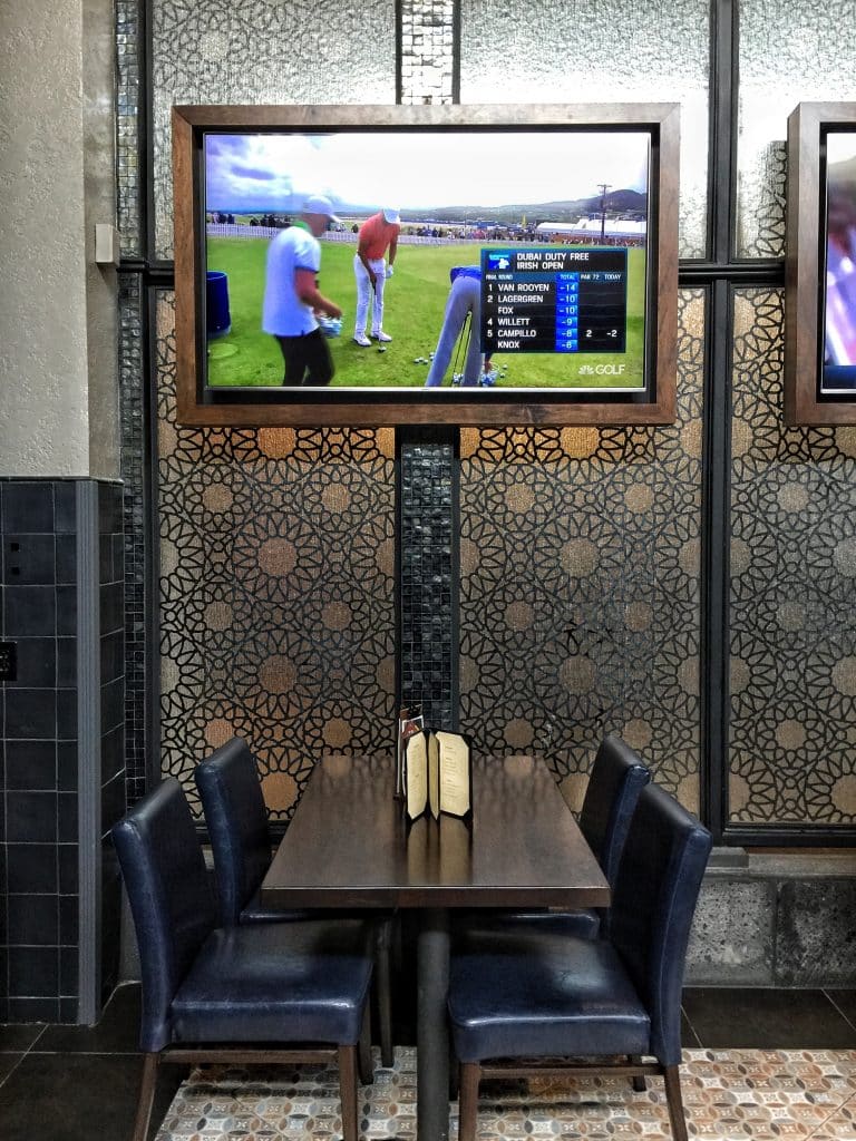 Your Comprehensive Guide to Vegan Disney Food Options at Rix Sports Bar & Grill in Disneyâ€™s Coronado Springs Resort