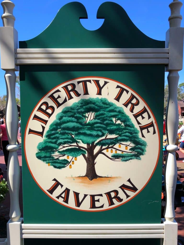 Vegan Disney Food Review: Lunch at Liberty Tree Tavern in the Magic Kingdom at Walt Disney World