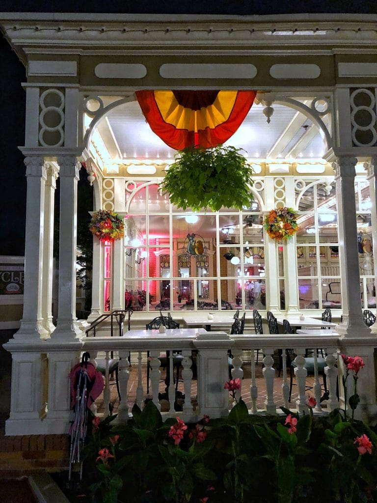 Vegan Options at Cruella’s Halloween Hide-A-Way in the Magic Kingdom during Mickey’s Not So Scary Halloween Party