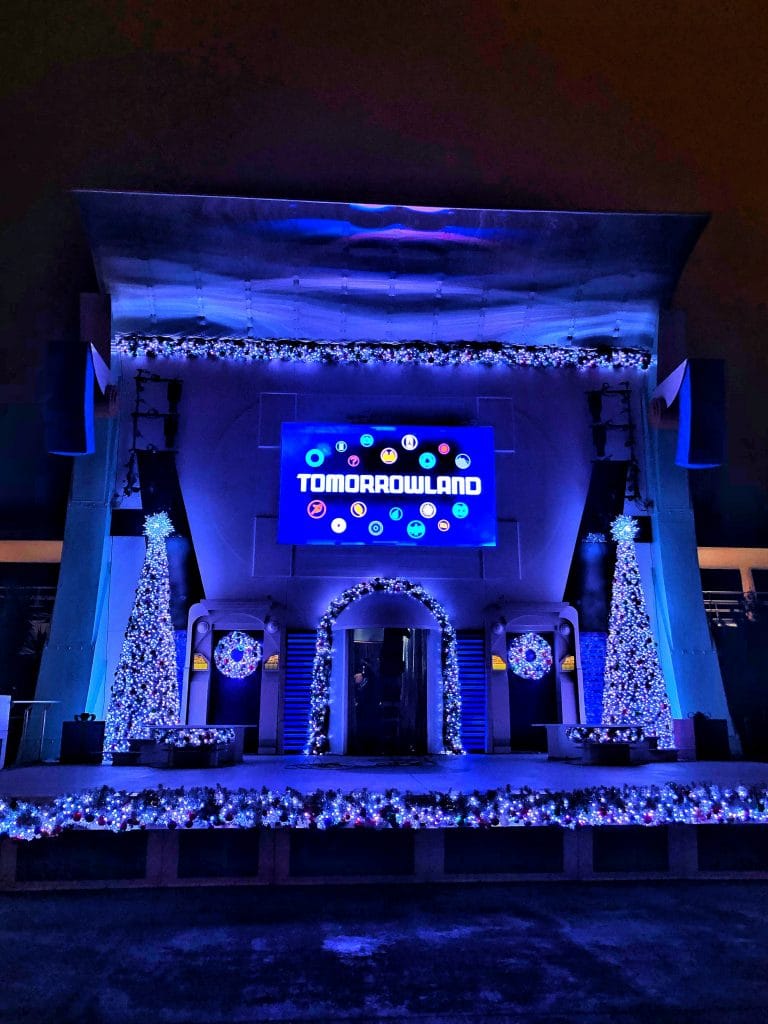 Vegan Guide to Mickey’s Very Merry Christmas Party in the Magic Kingdom at Walt Disney World