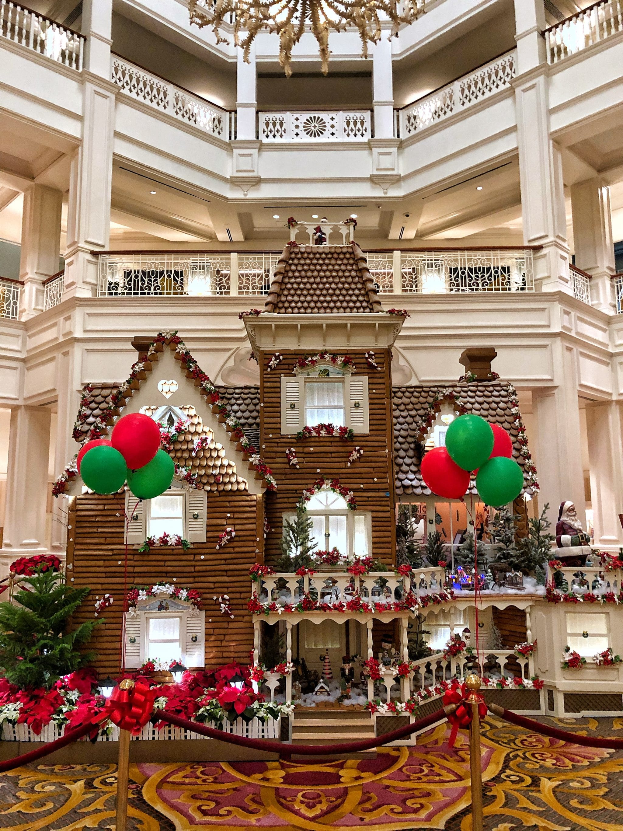 Vegan Christmas Gingerbread Cookies at Disney’s Grand Floridian Resort in Walt Disney World