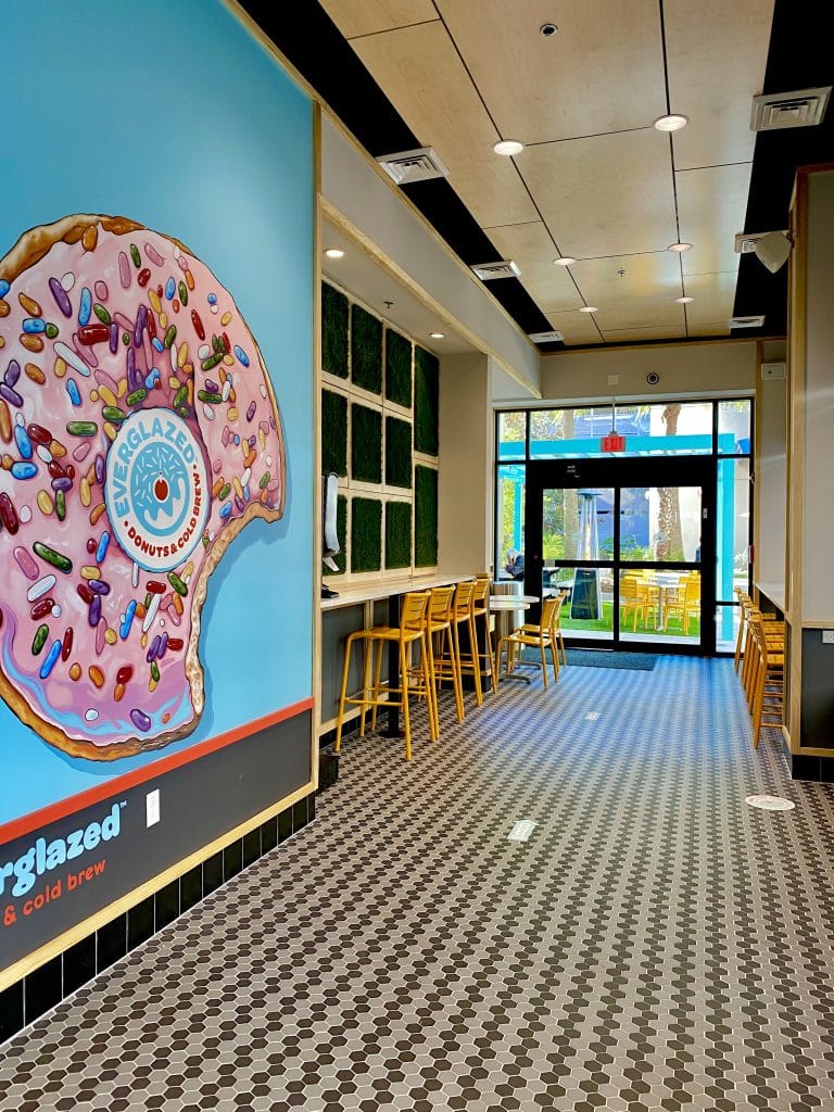 Everglazed Donuts interior