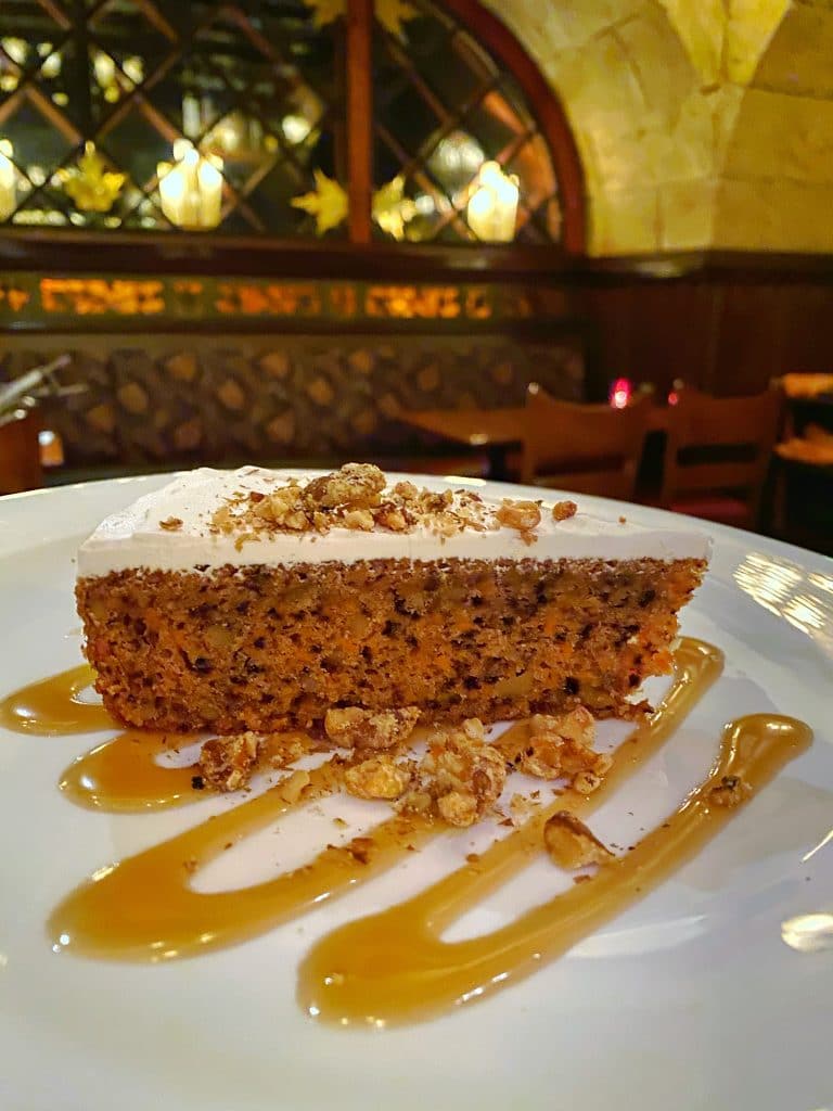 vegan carrot cake Le Cellier