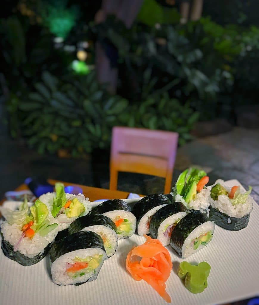 vegan sushi Disney Aulani