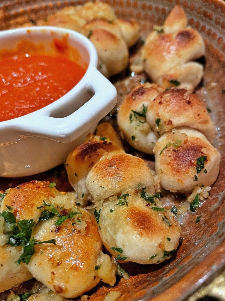Trattoria al Forno vegan garlic knots