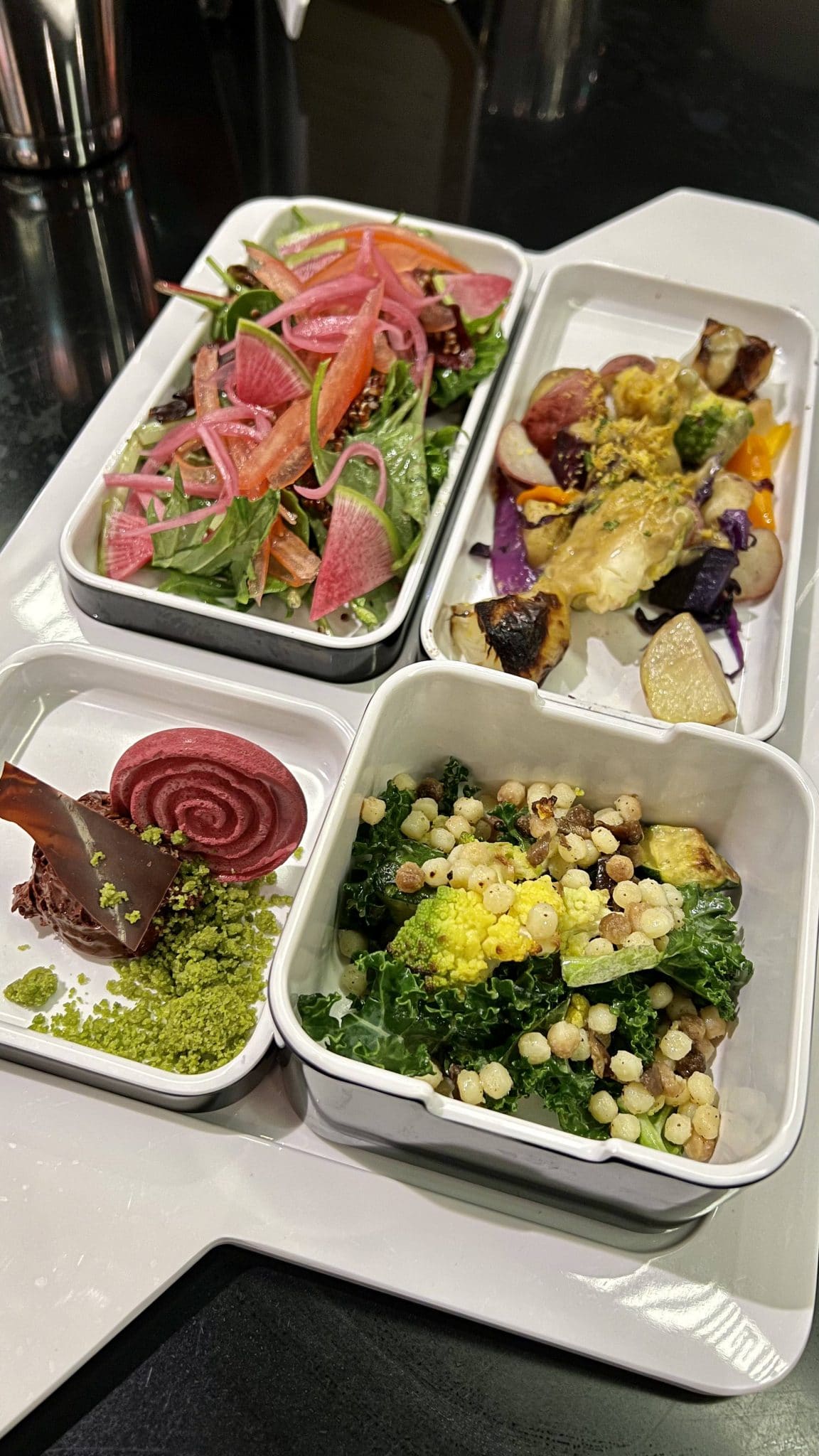 Vegan lunch Star Wars Galactic Starcruiser