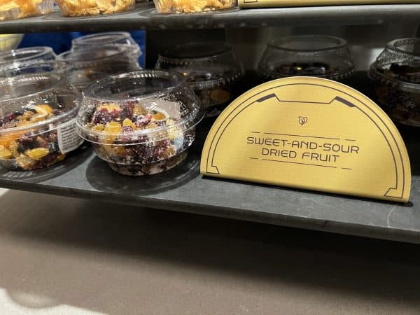 vegan lunch Star Wars Galactic Star Cruiser