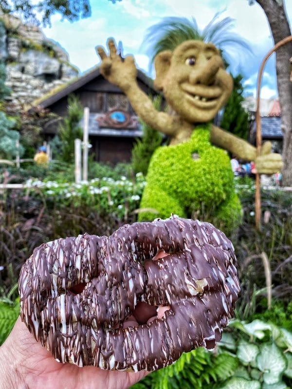 vegan chocolate pretzel epcot norway