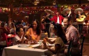 Plaza de Coco Disney Treasure