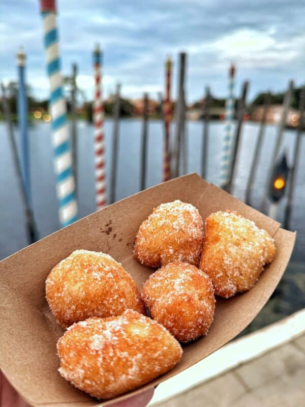 vegan dolce pizza EPCOT