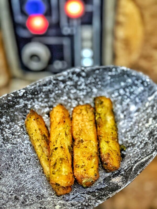 Yuca Fries Docking Bay 7 at Galaxy's Edge