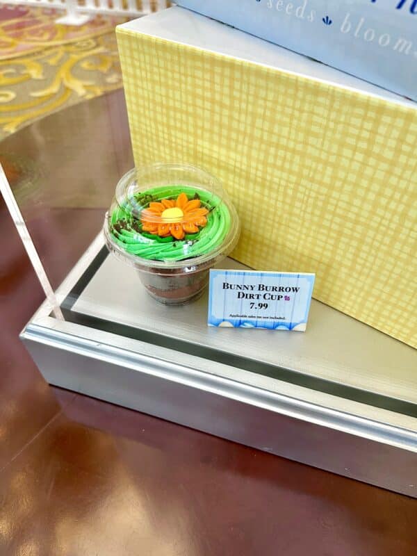 Vegan Bunny Burrow Dirt Cup Disney's Grand Floridian 2025
