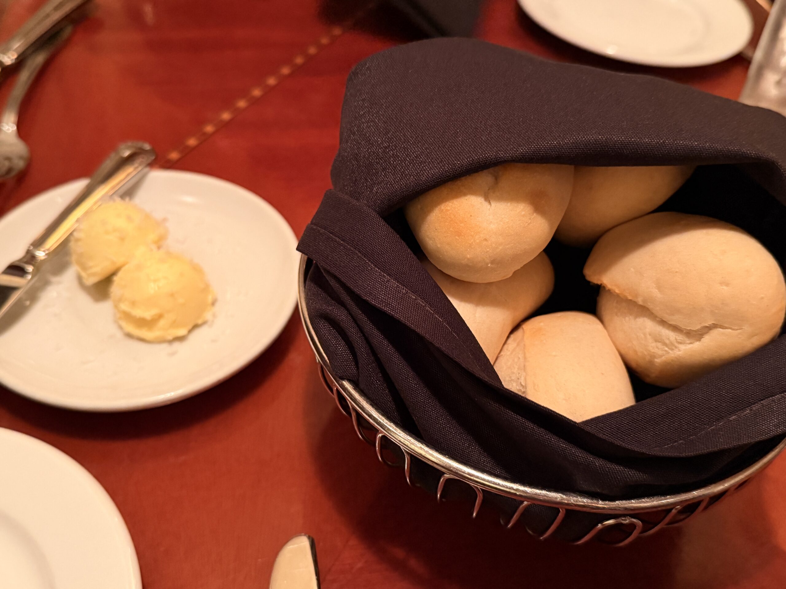 Hollywood Brown Derby vegan bread and butter