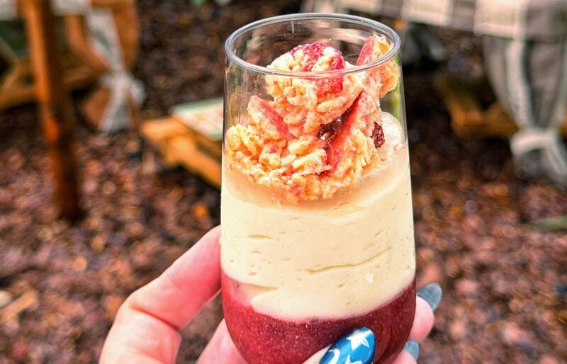 Strawberry Champagne Trifle 